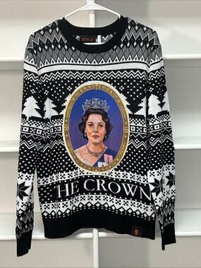 Netflix The Crown Holiday Sweater Women’s Size L Queen Elizabeth Rare Holiday